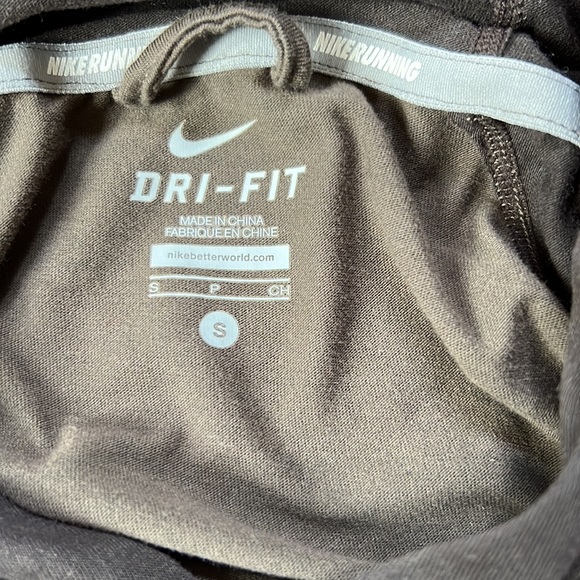 Nike Dri-Fit Hooded Long Sleeve Tee Size Small - Picture 9 of 16